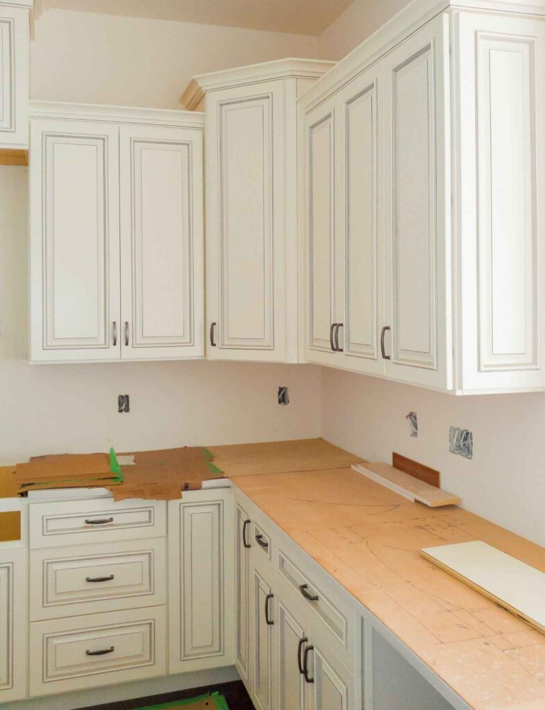Kitchen Cabinets in Dubai